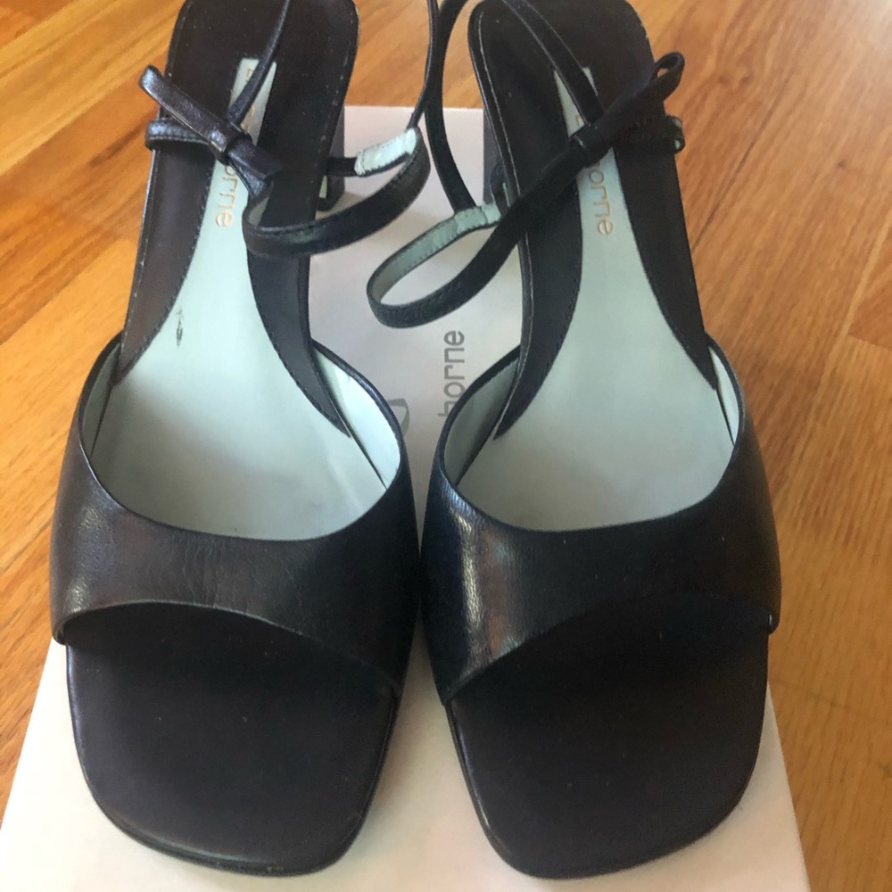 EUC Liz Claiborne Zelma heel with ankle bow, Navy